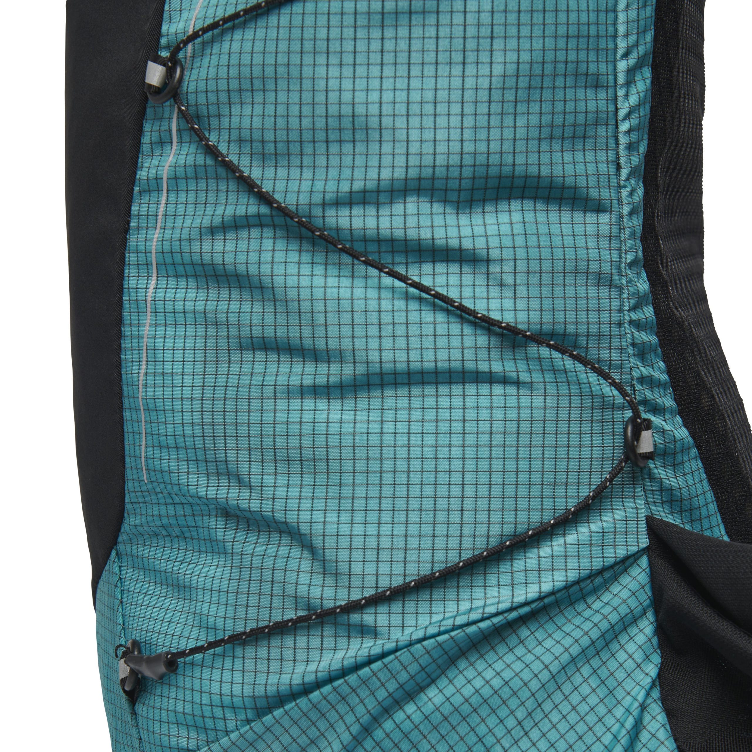 Women's Distance 22 Backpack - Past Season - Image 4